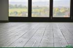 Pavimento in legno,  tavolato in larice di grandi  dimensioni, inchiodato, senza colla, verniciatura verde naturale - Roma - Viterbo - Terni