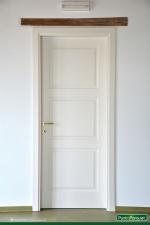 Porte interne in legno laccato bianco, tre bugne uguali, Viterbo - Roma - Terni